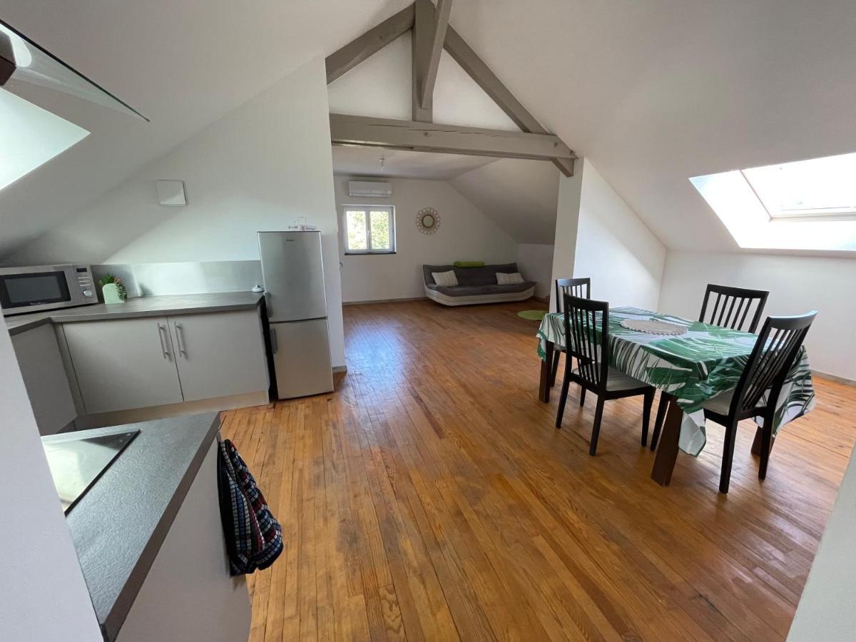 Appartement Cosy Massignieu-de-Rives Zewnętrze zdjęcie